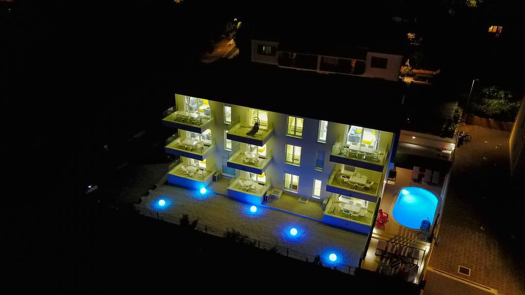 Apartments Soho 特罗吉尔 外观 照片
